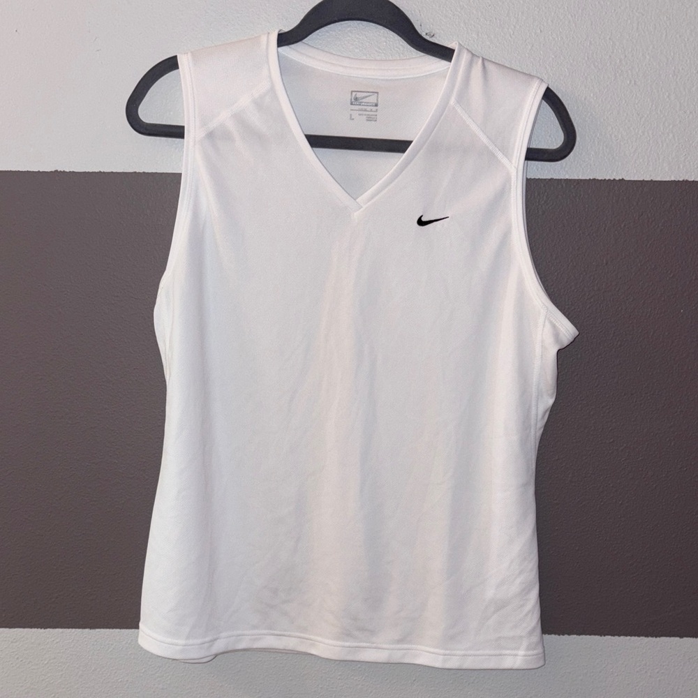 Nike White V-Neck Sleeveless Shirt